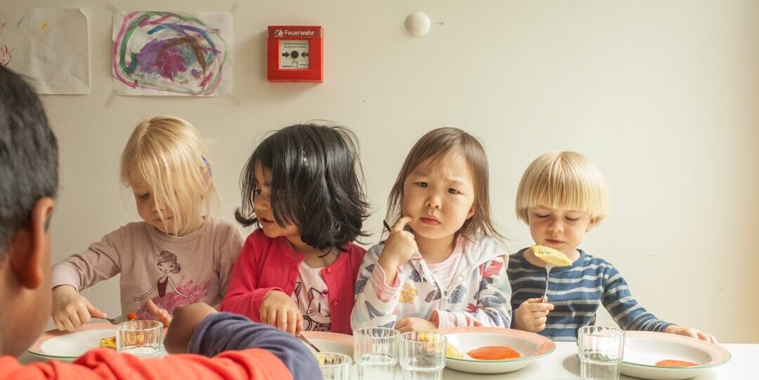 BVZ Kita Kairos_Kinder_Essen_Foto 1